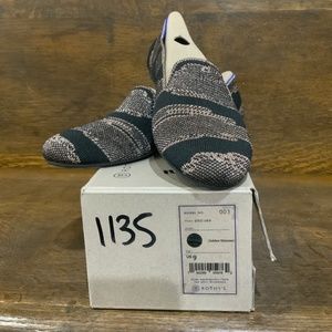 Rothy’s Golden Shimmer Loafer 9